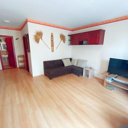 Ddb Apartman Siofok Ngoại thất bức ảnh